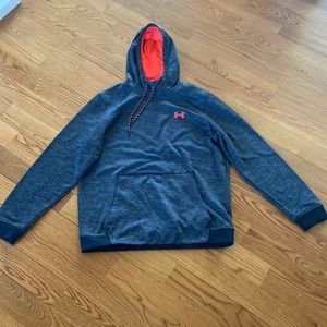 Under Armour sweatshirt